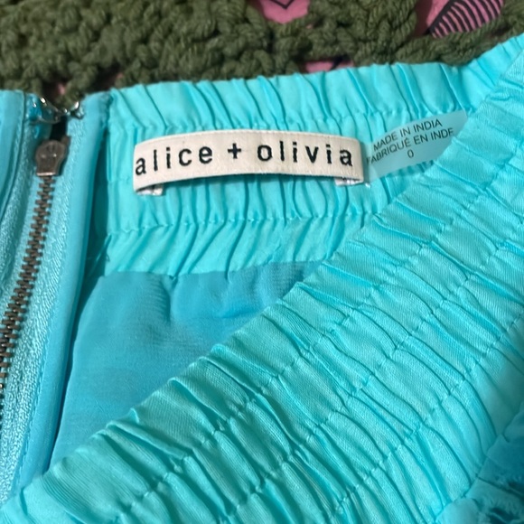 ALICE + OLIVIA Melony Sky Blue Eyelet Trim Lined Midi Skirt $560 EUC 0 - Picture 10 of 16